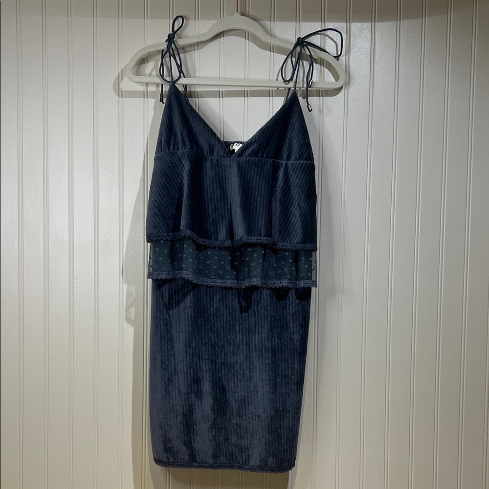 POL gray layered lace adjustable straps Velvety Dress NWOT